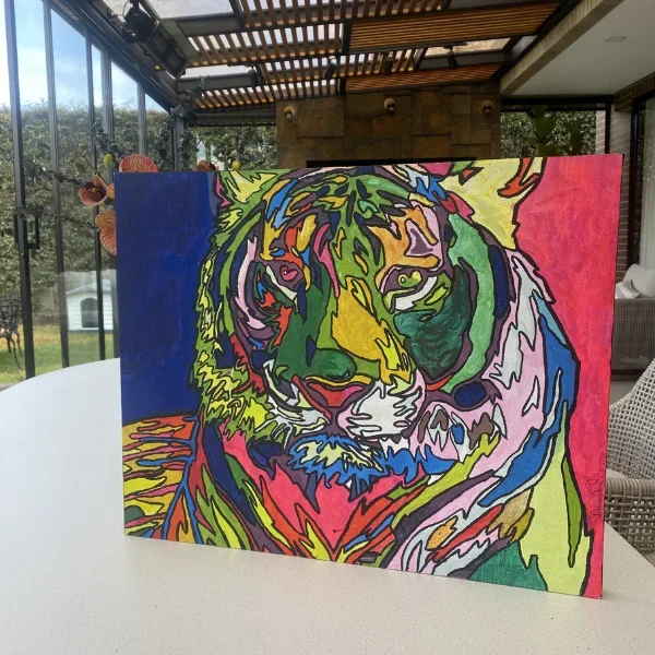Portrait of a colorful tiger painted by Jerónimo Galvis in marker and acrylic